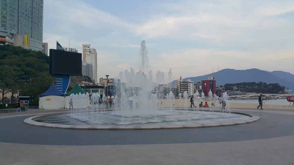 Hotel Queen Busan Extérieur photo